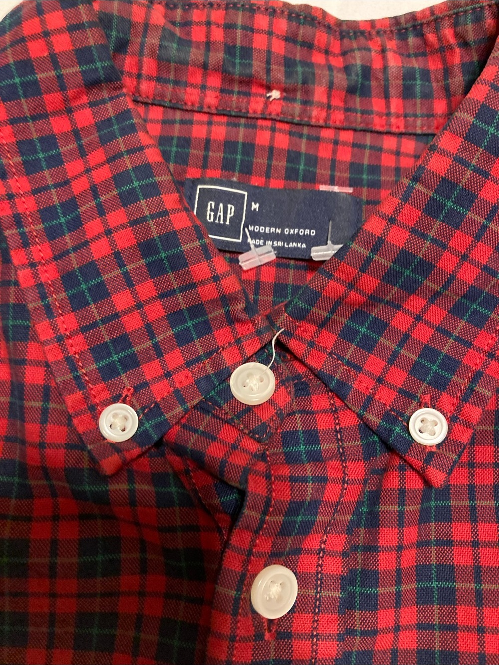 GAP Men’s Red Plaid Button-Down Shirt with Green and Navy Accents